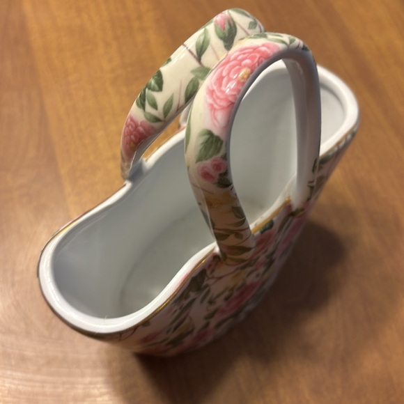 Ceramic flower purse - Picture 2 of 3